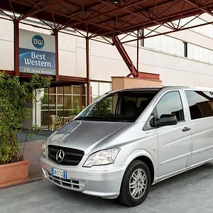 κάντε κράτηση εδώ