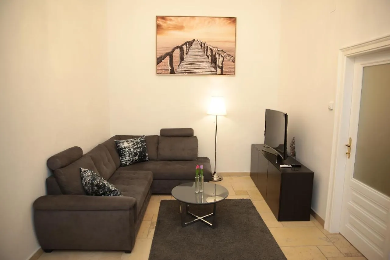 Heart Of Vienna - City Apartment