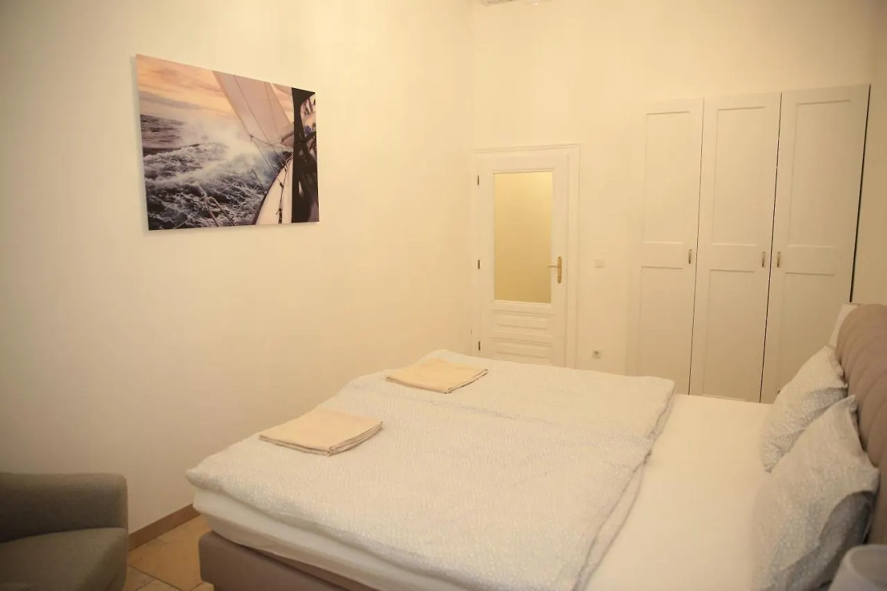 Heart Of Vienna - City Apartment Austria